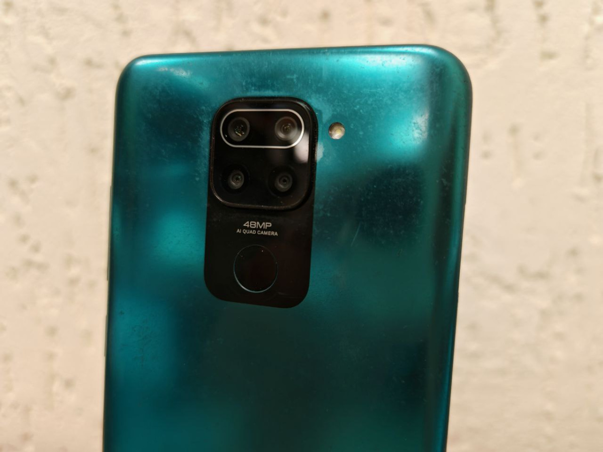 Смартфон Xiaomi Redmi Note 9 4/128