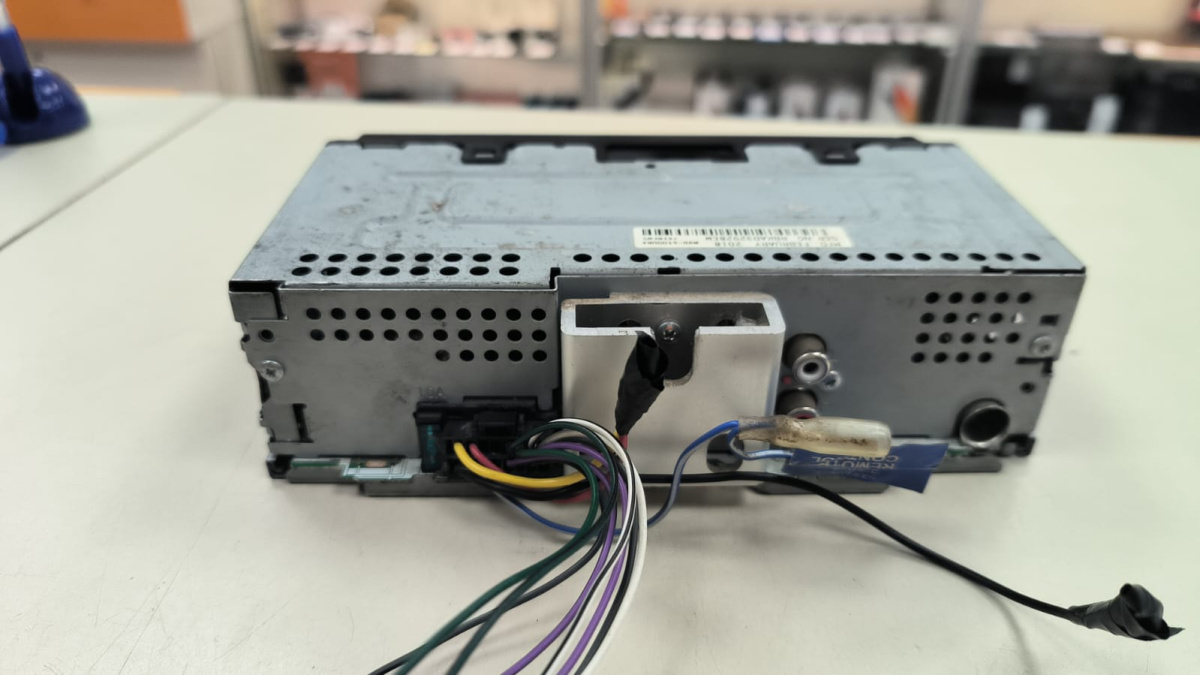 Автомагнитола Pioneer DEH-S100UBA