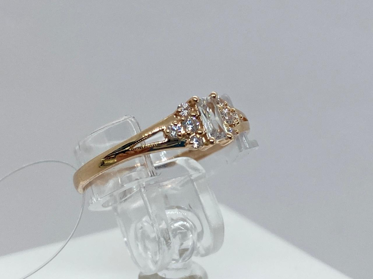 КОЛЬЦО С КАМНЯМИ (Au 585)