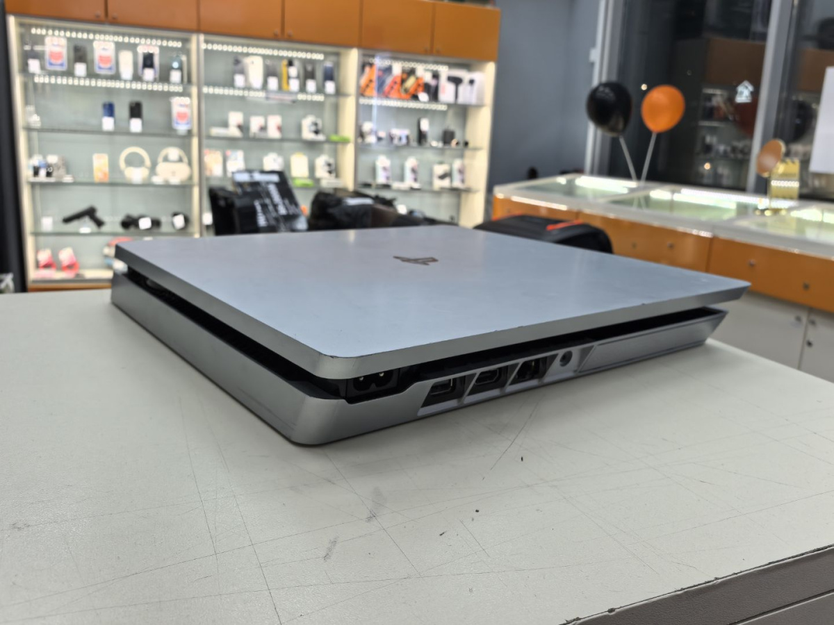 Игровая приставка PlayStation 4 Slim 500GB
