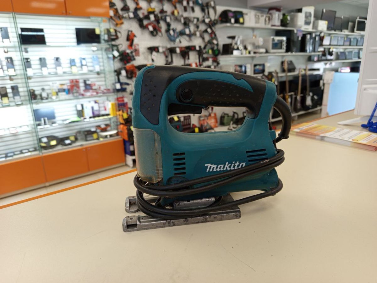 Лобзик Makita 4329
