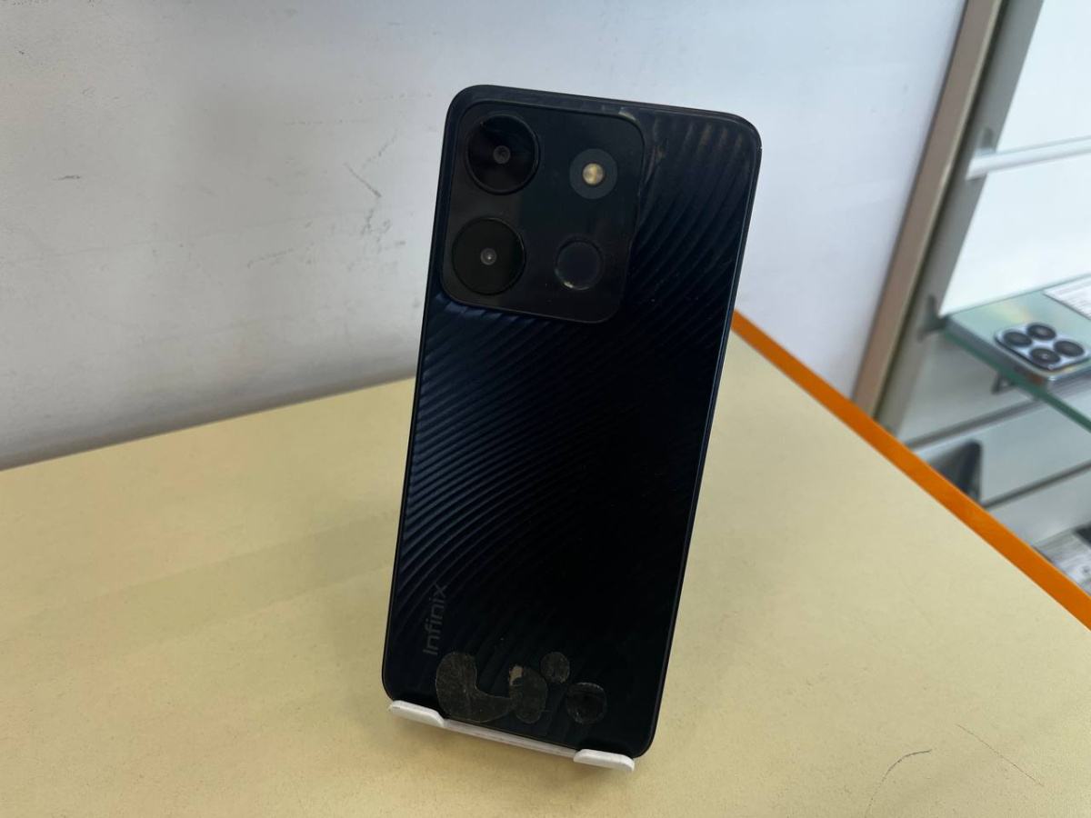 Смартфон Infinix Smart 7 3/64