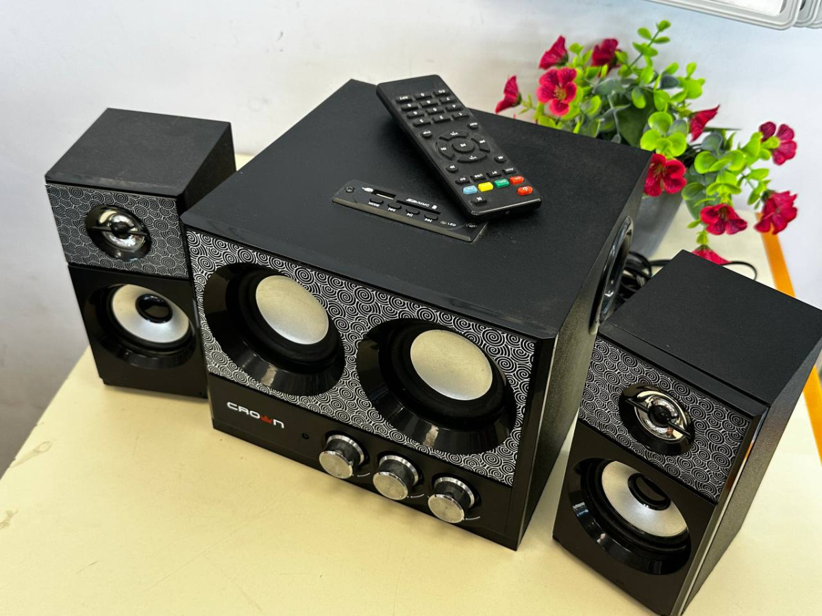 Музыкальный центр Crown CMBS-161