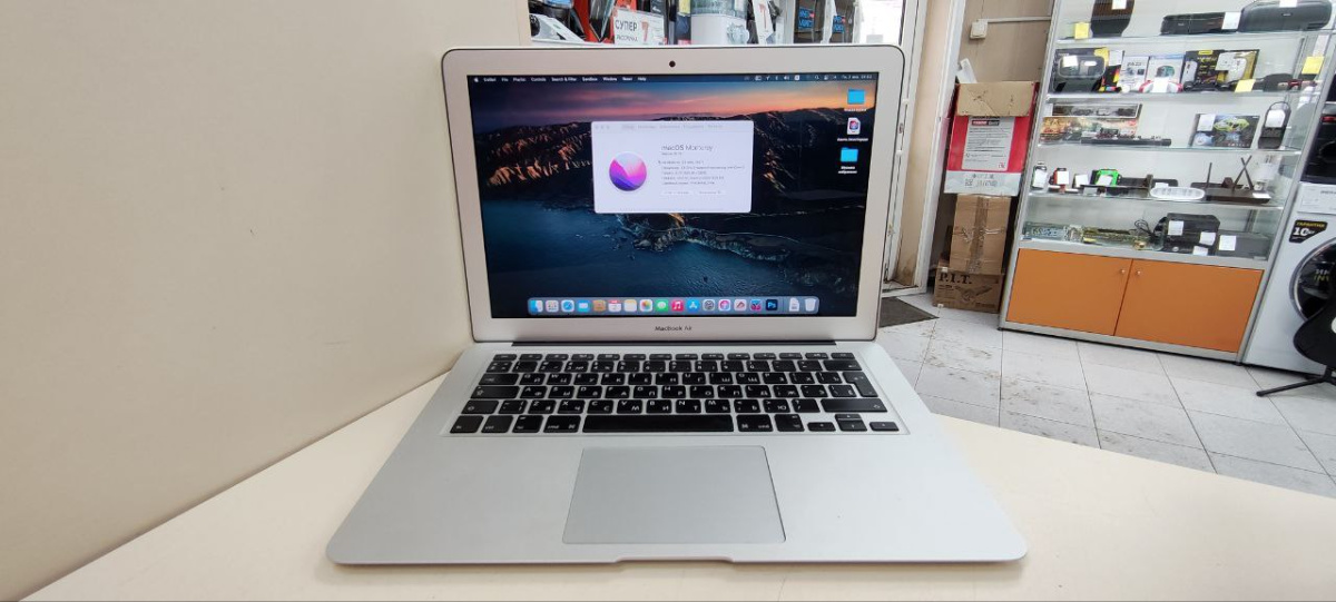 Ноутбук Apple MacBookAir i5-13 дюймов(2017) A1466