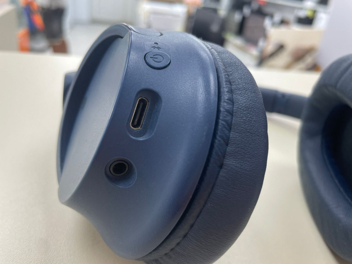 Наушники беспроводные SONY WH-CH700N
