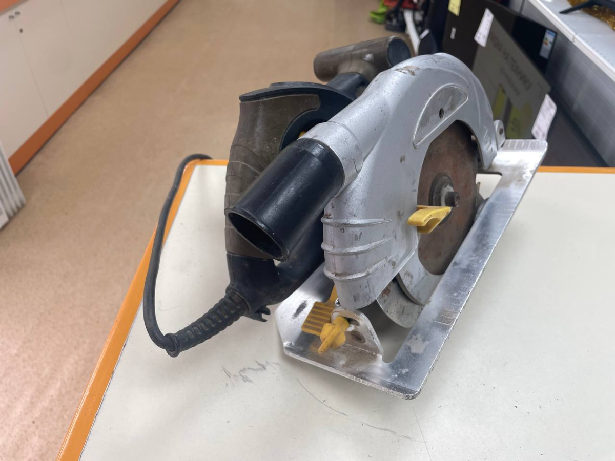 Дисковая пила Энкор ПДЭ-1200/55