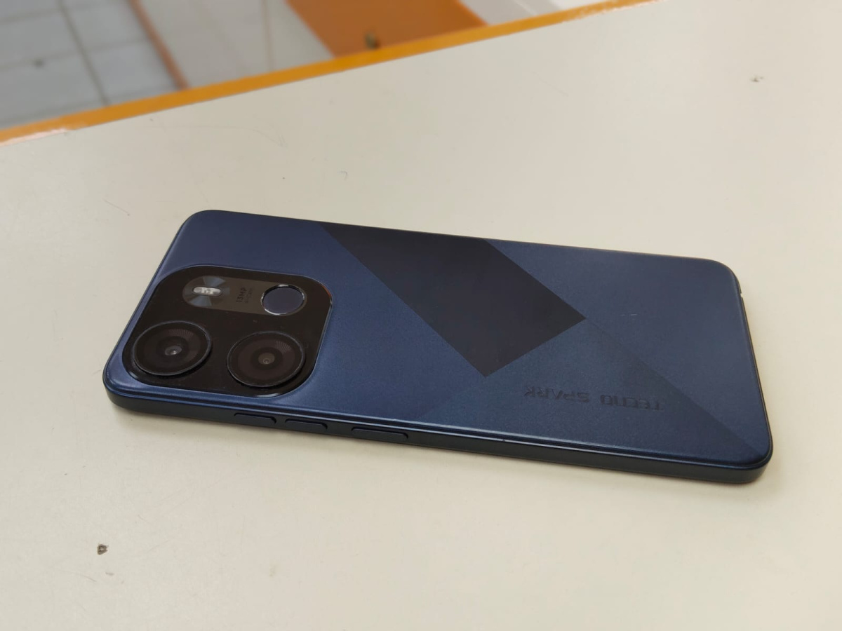 Смартфон Tecno Spark Go 2023 3/64