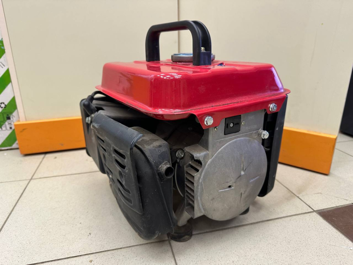 Бензогенератор Elitech БЭС 950 Р