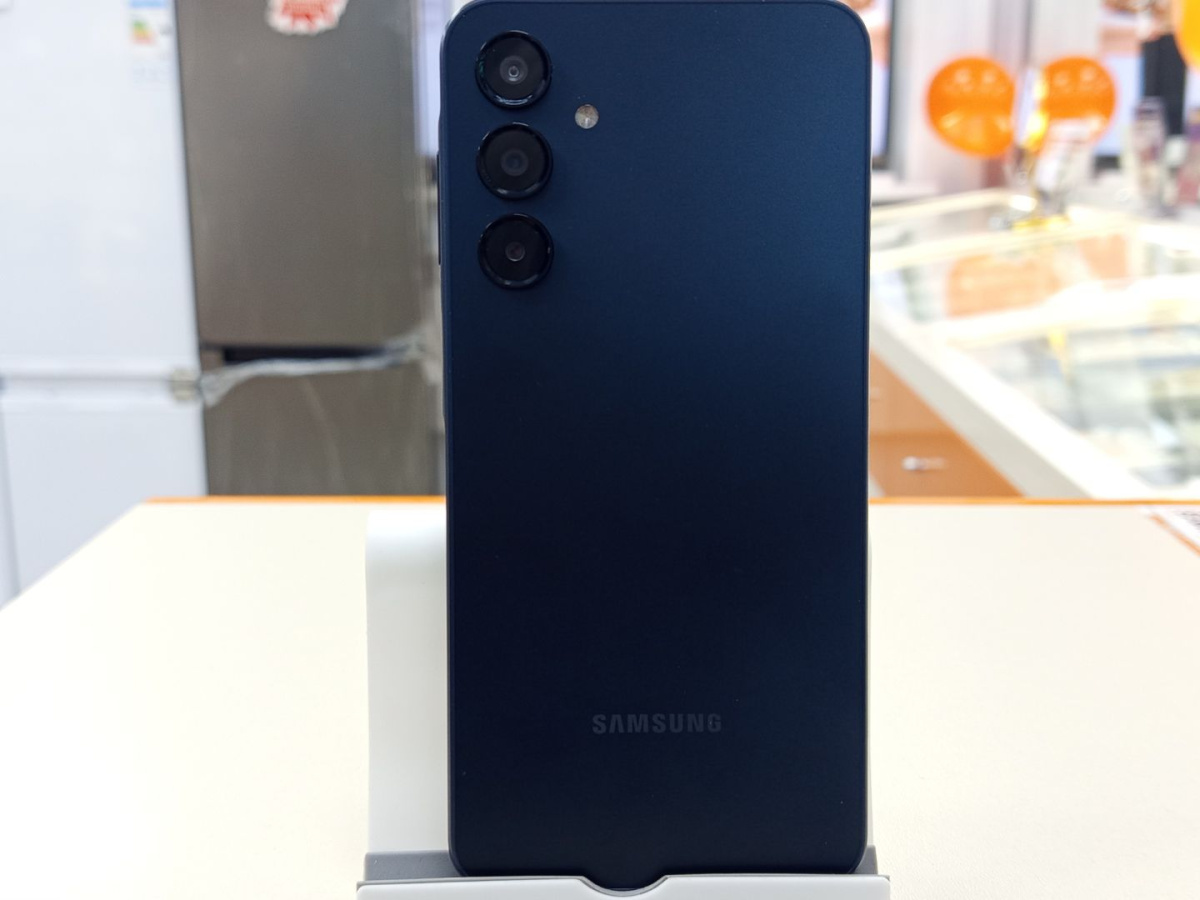Смартфон Samsung Galaxy A16 8/256