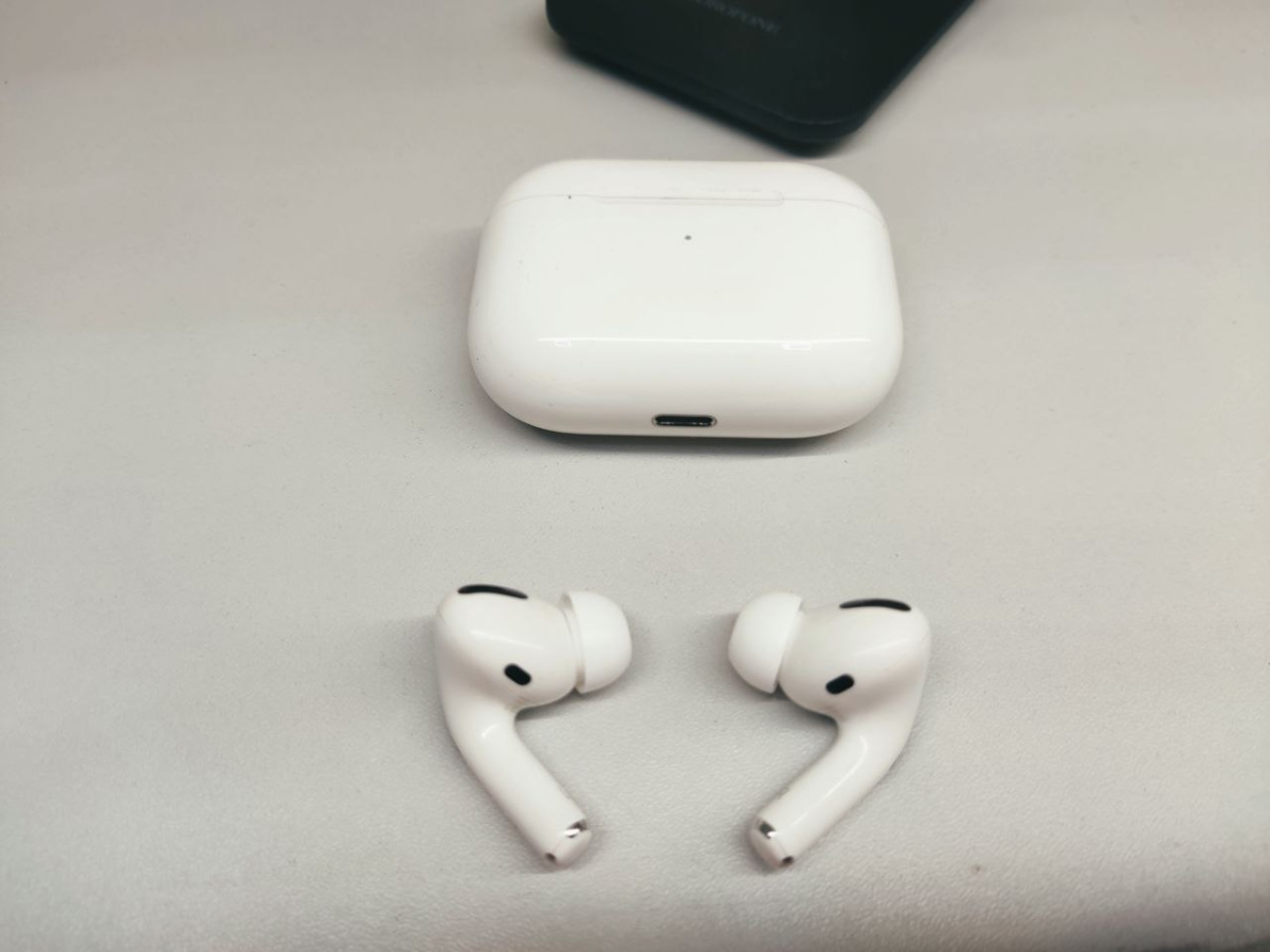 Наушники беспроводные Apple AirPods Pro