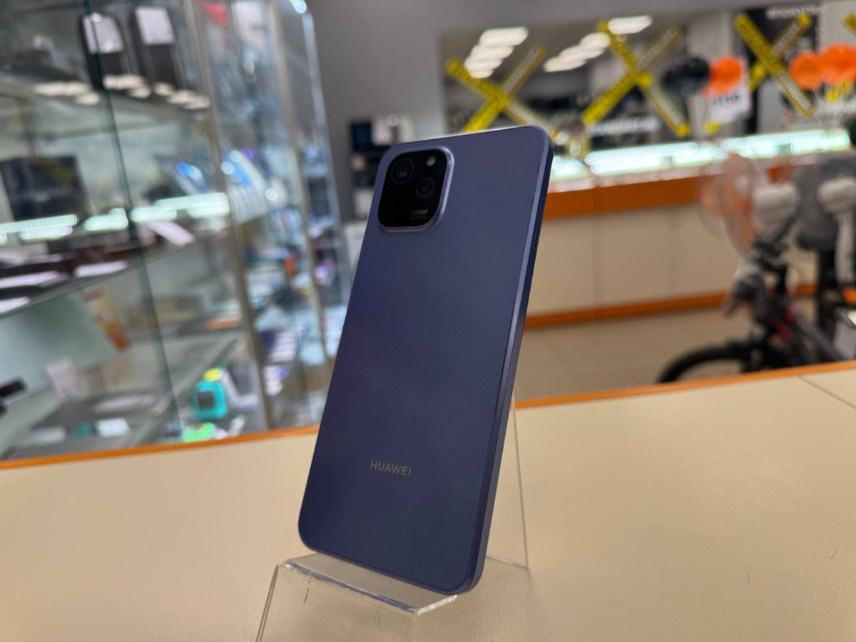Смартфон Huawei Nova Y61 6/64
