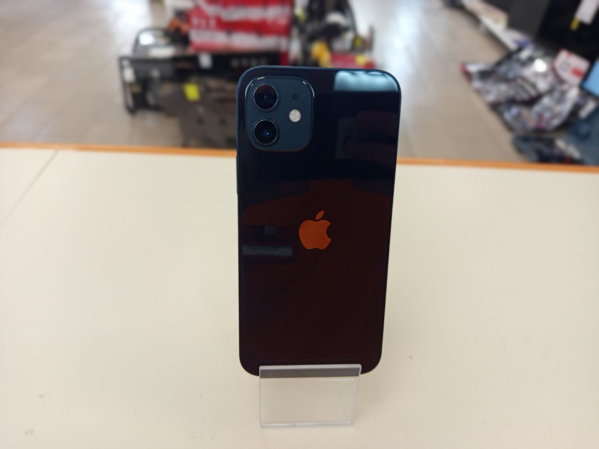 Смартфон Apple iPhone 12 64Gb
