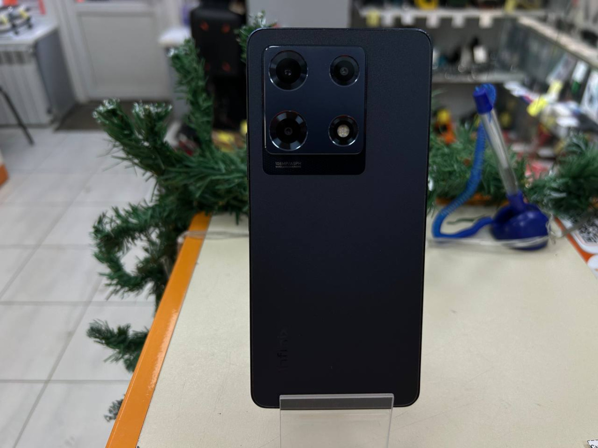 Смартфон Infinix Note 30 PRO 8/256