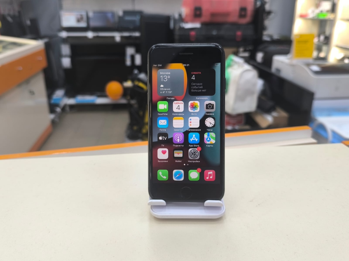 Смартфон Apple iPhone 7 32Gb
