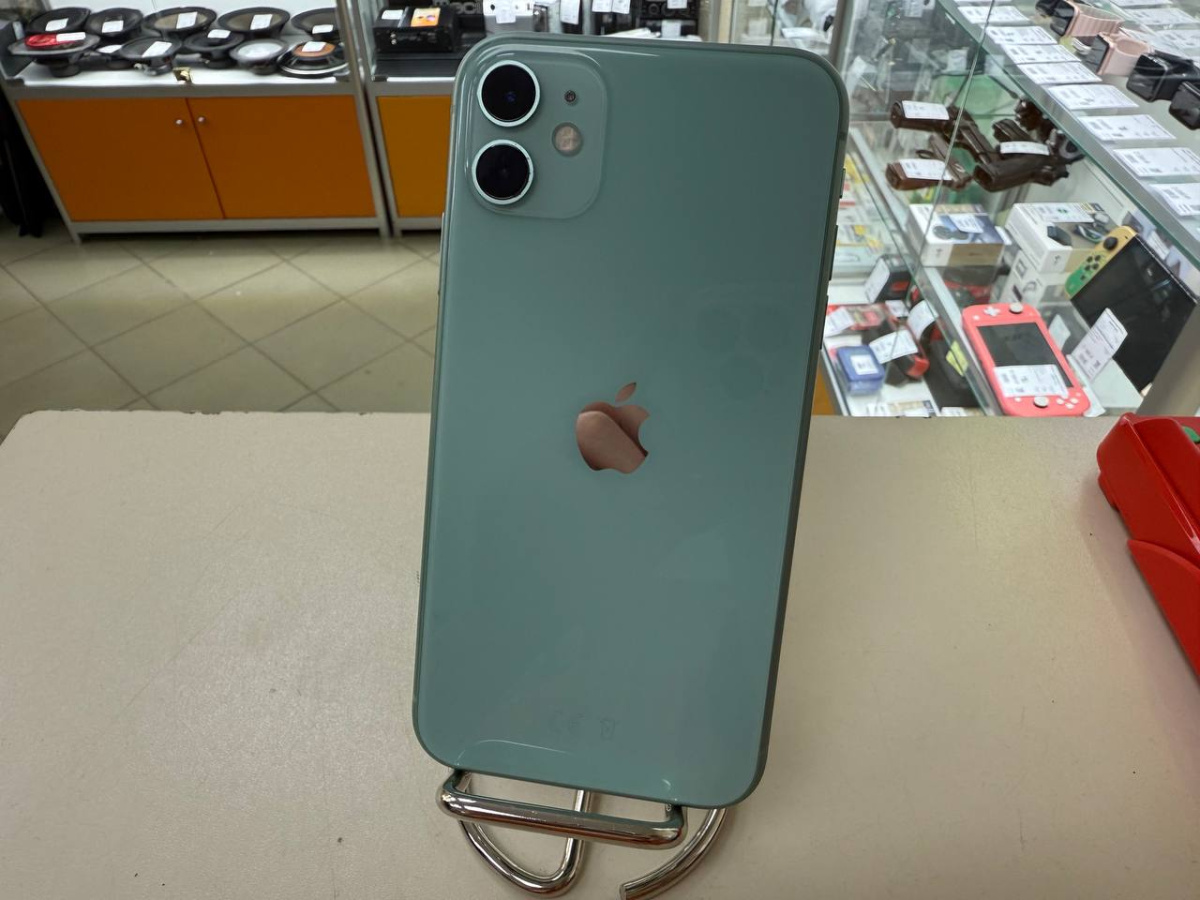 Смартфон Apple iPhone 11 128Gb