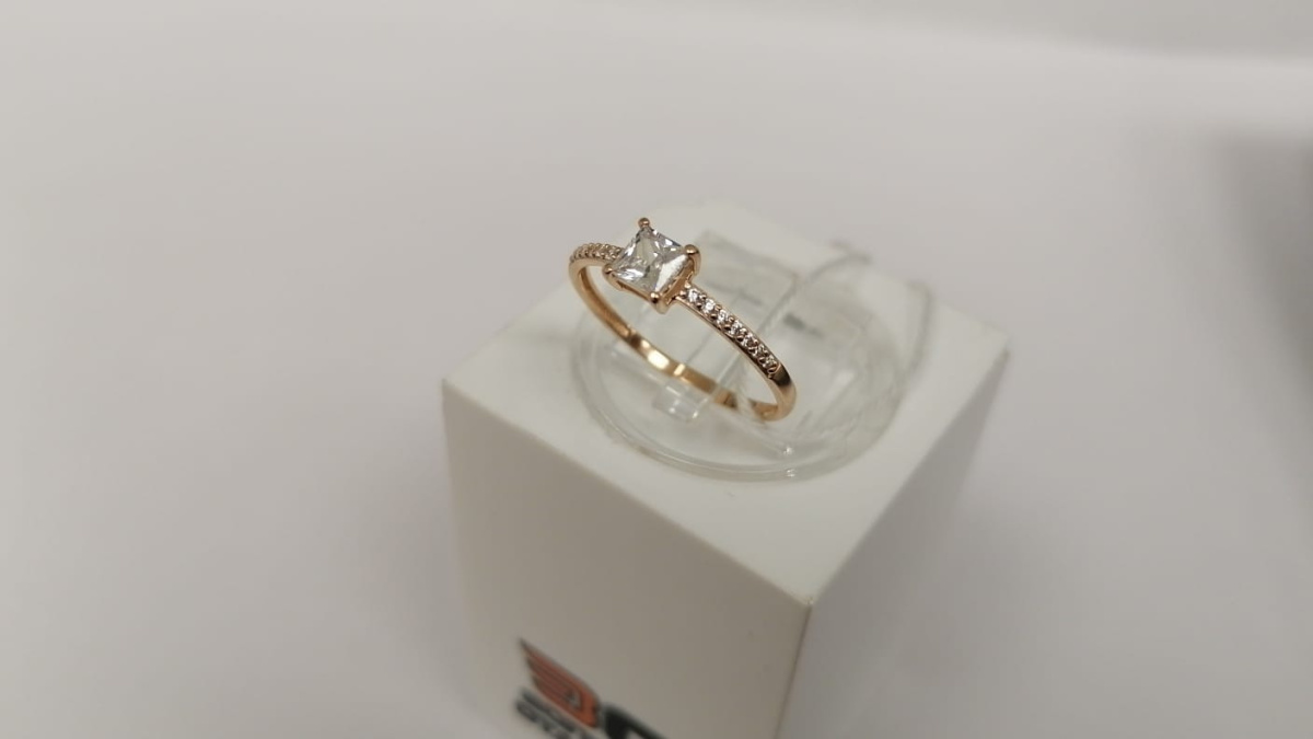 КОЛКМИ585 КОЛЬЦО С КАМНЯМИ (Au 585)