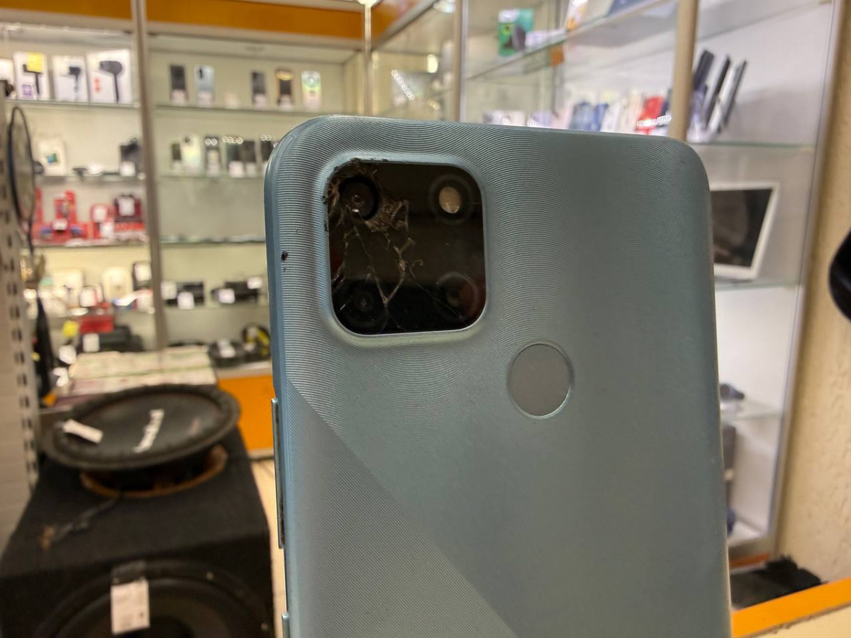 Смартфон Realme C21Y 4/64