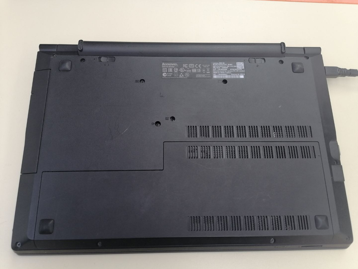 Ноутбук Lenovo B50-30; Pentium N3540, HD Graphics, 2 Гб, 120 Гб, Нет