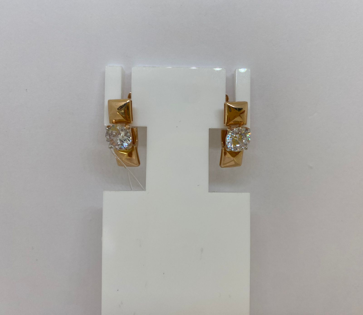 СЕРЬГИ С КАМНЕМ (Au 585) СЕРЬГИ С КАМНЕМ (Au 585)