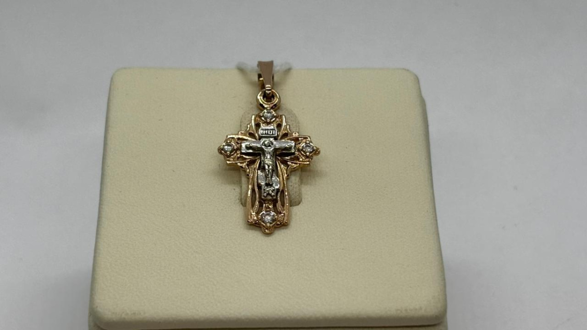ПОДККИ585 ПОДВЕСКА КРЕСТ С КАМНЯМИ (Au 585)
