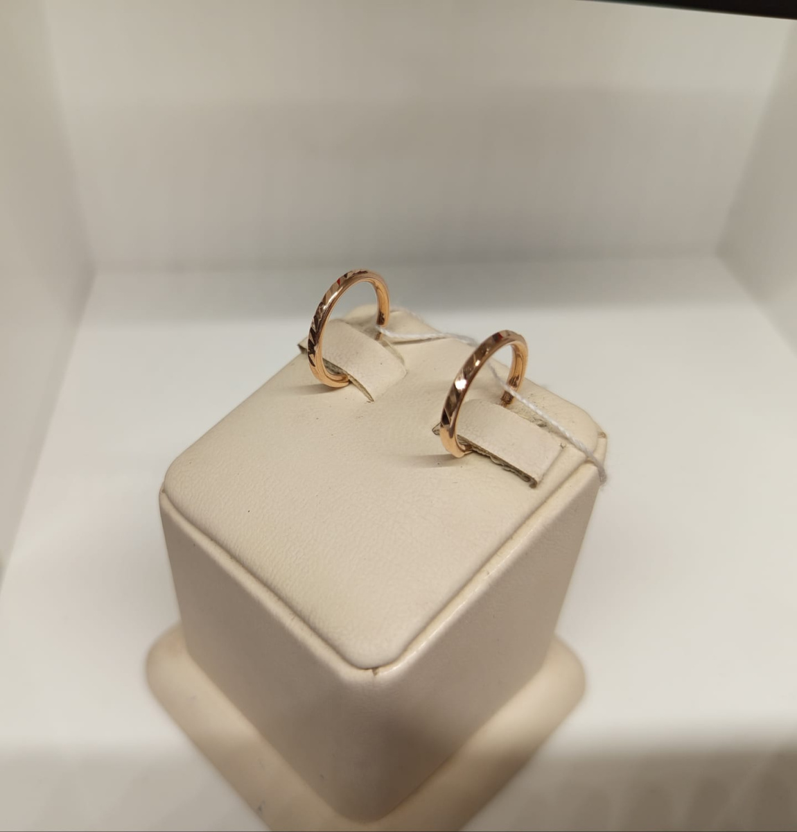 А 021003 СЕРЬГИ КОНГО Рифленые (Au 585)