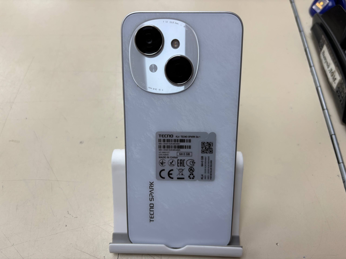 Смартфон Tecno Spark GO 1 3/64