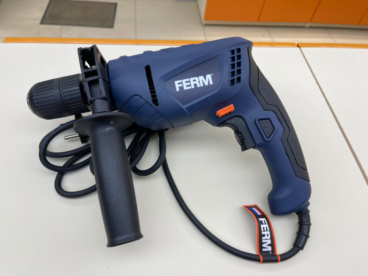 Дрель-безударная Ferm PDM1051P