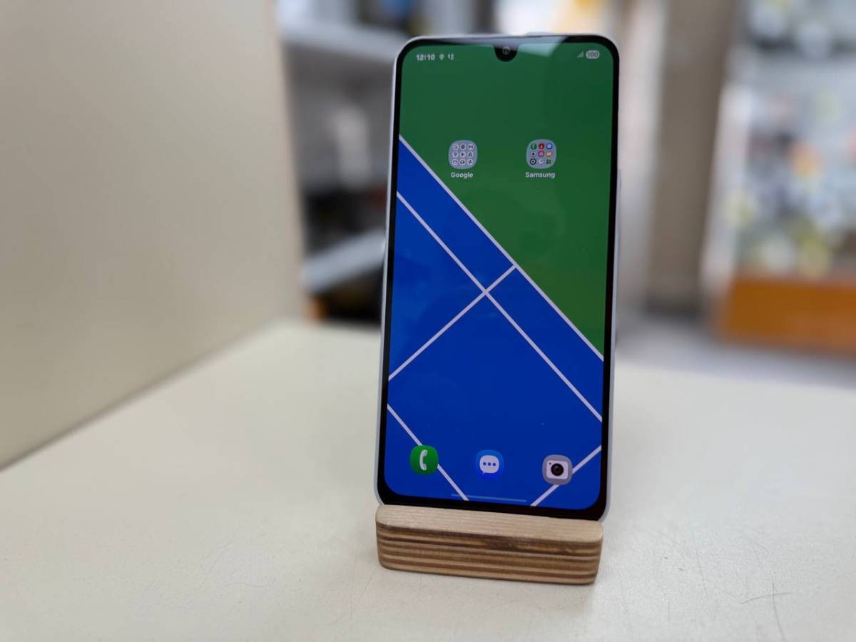 Смартфон Samsung Galaxy A16 4/128