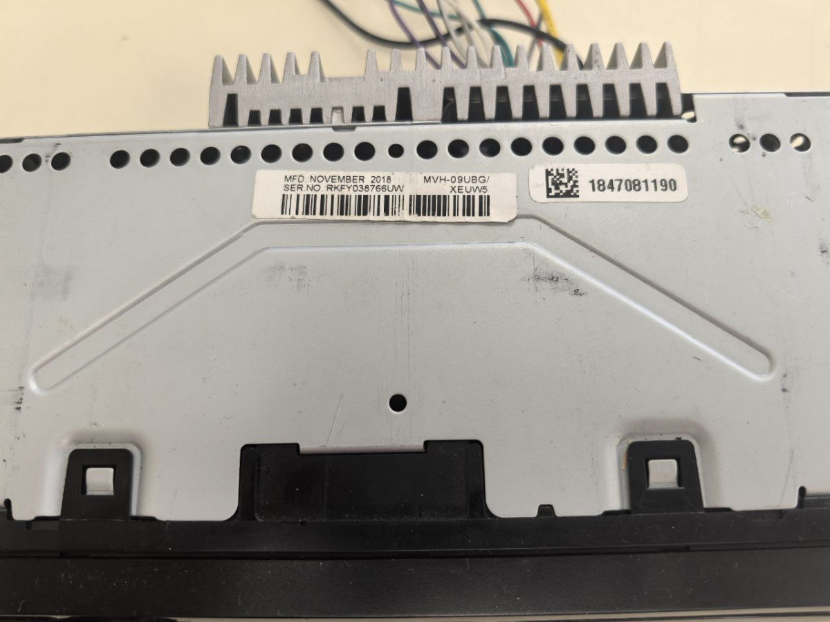 Автомагнитола Pioneer MVH-09UBG
