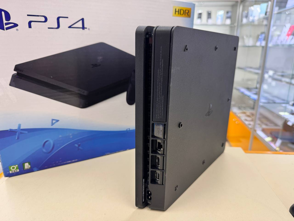 Игровая приставка PlayStation 4 Slim 1Tb Игровая приставка PlayStation 4 Slim 1Tb