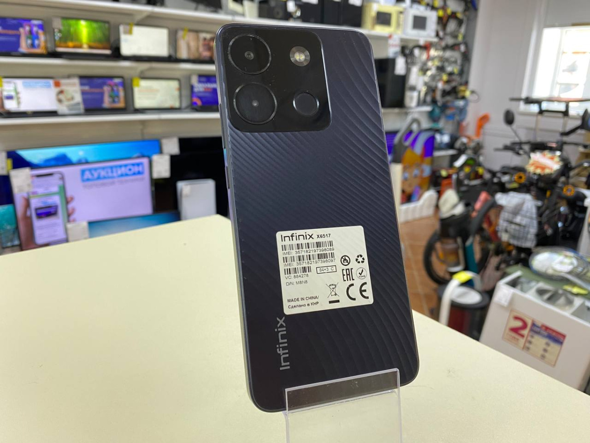 Смартфон Infinix Smart 7 Plus 3/64