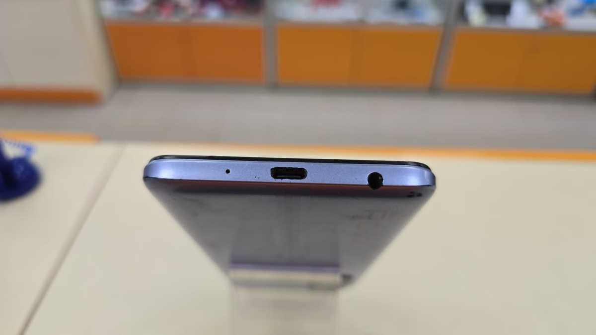 Смартфон Tecno Pova 2 4/64