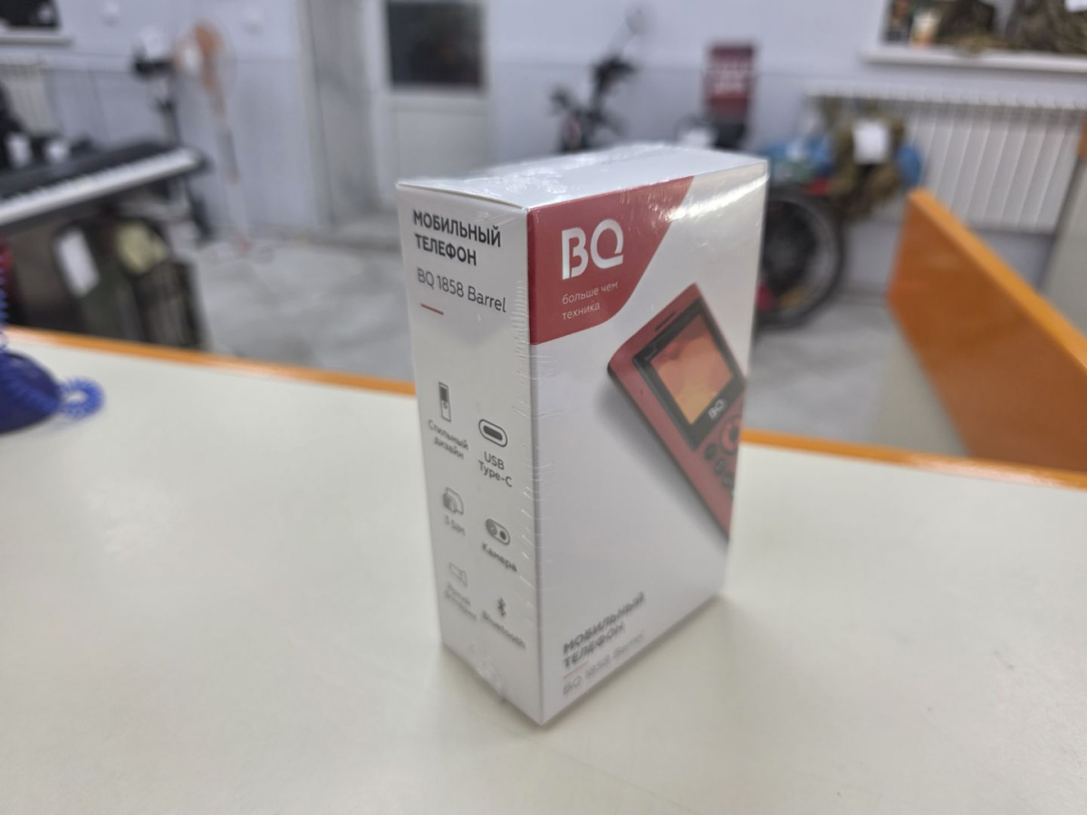 Мобильный телефон BQ 1858