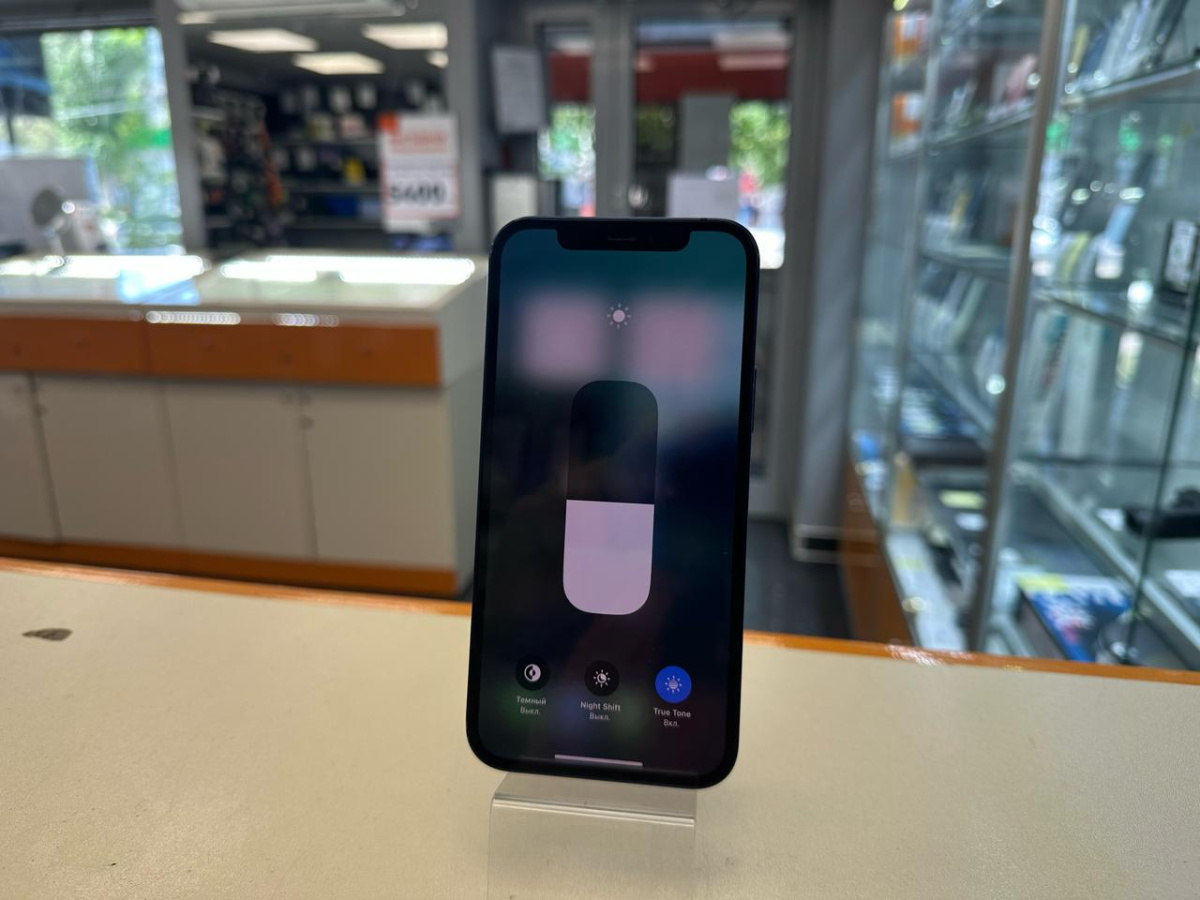 Смартфон Apple iPhone 12 128Gb
