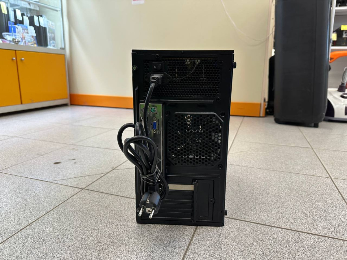 Системный блок Aero Cool; Core i5-2300, HD Graphics, 8 Гб, 256 Гб, Нет