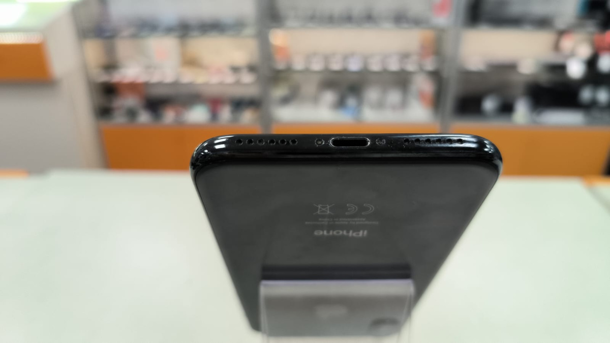 Смартфон Apple iPhone X 256Gb