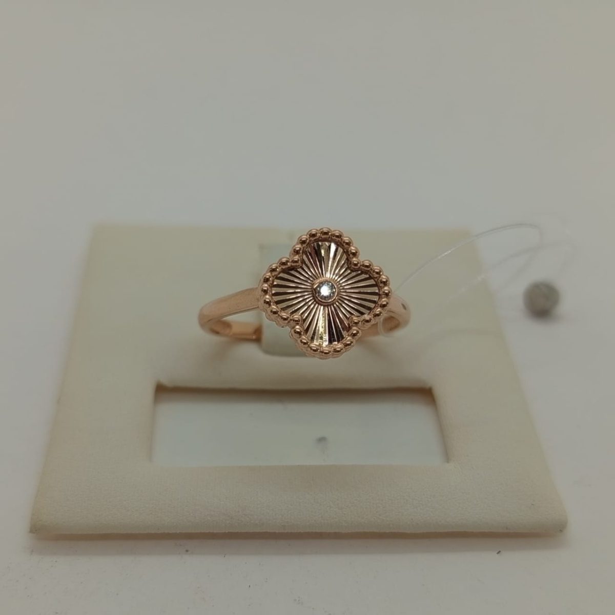 КОЛЬЦО С КАМНЕМ (Au 585)