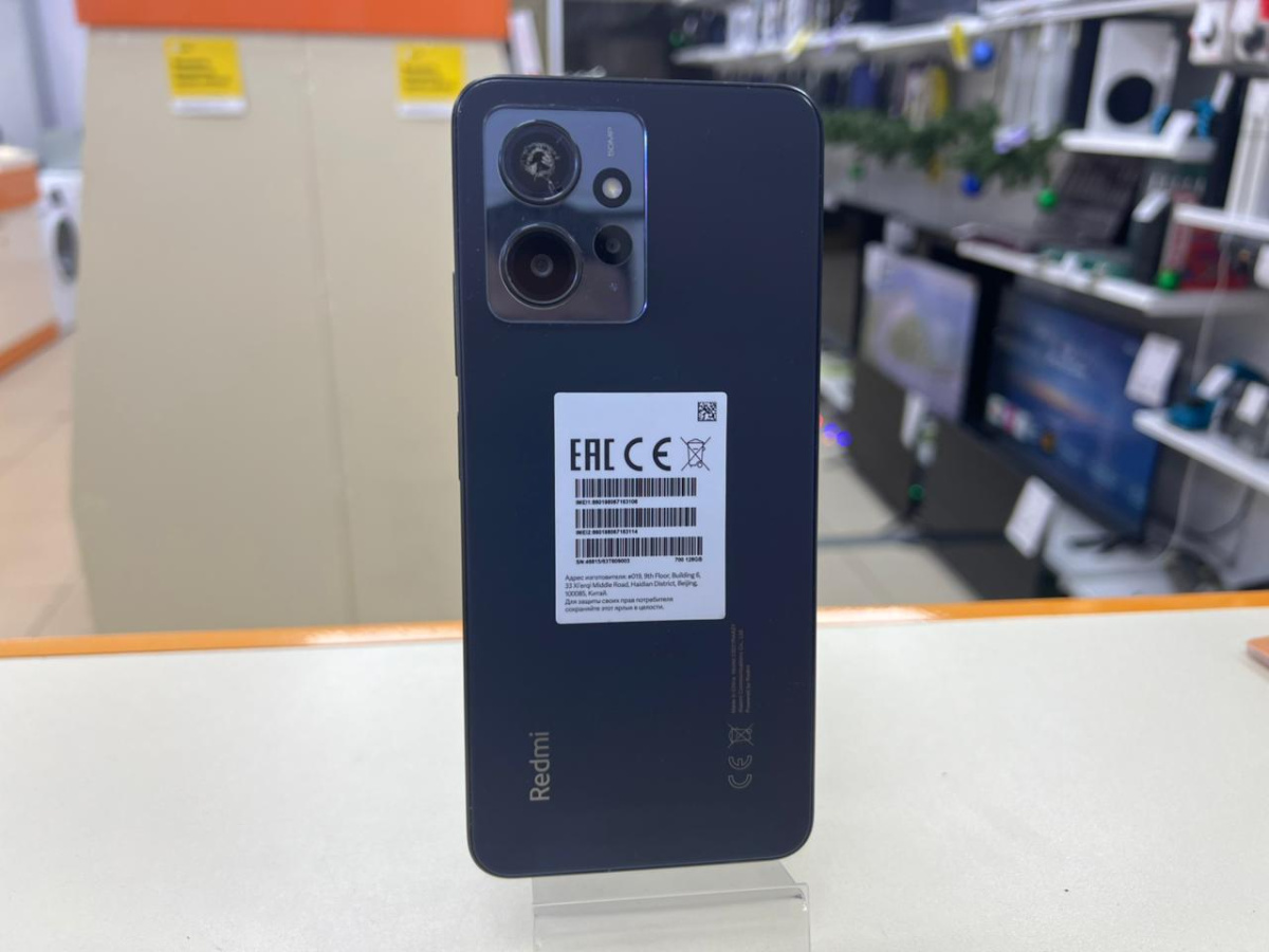 Смартфон Xiaomi Redmi 12 4/128