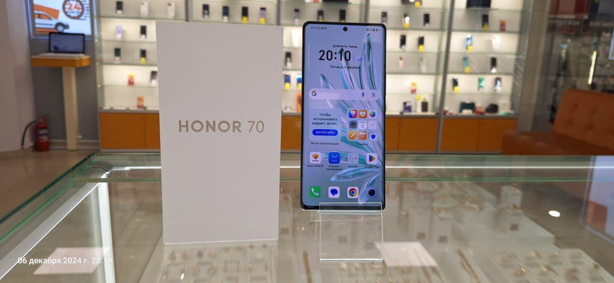 Смартфон Honor 70 8/128