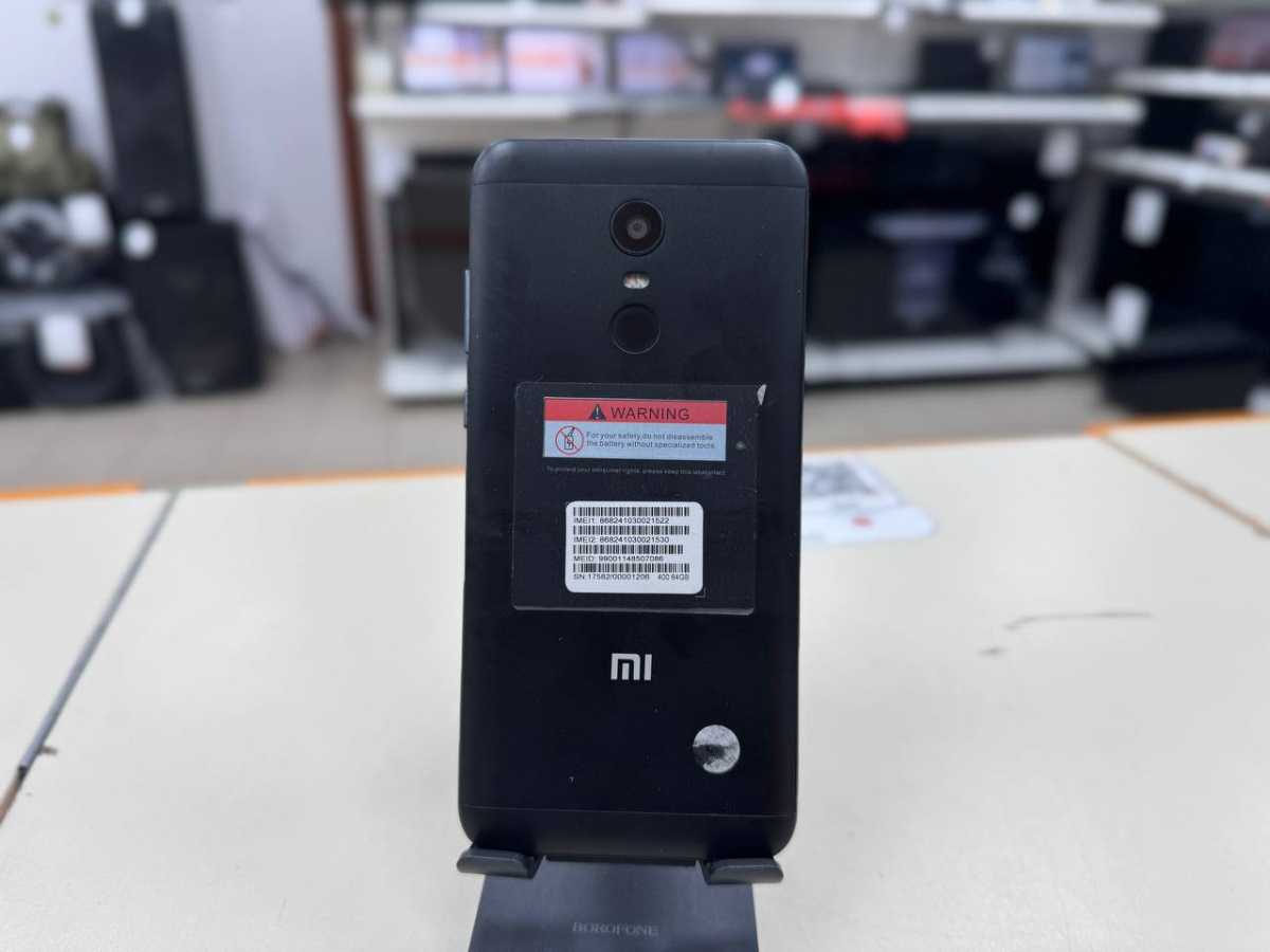 Смартфон Xiaomi Redmi 5 Plus 4/64