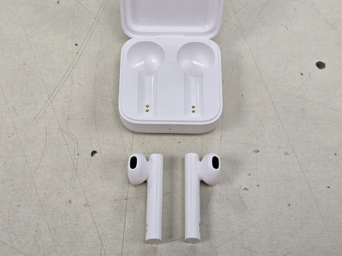 Наушники беспроводные XIAOMI Air 2 SE;