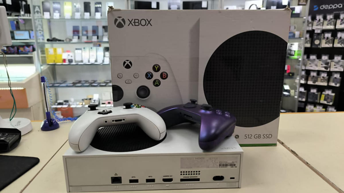 Игровая приставка Xbox Series S 512Gb SSD Игровая приставка Xbox Series S 512Gb SSD