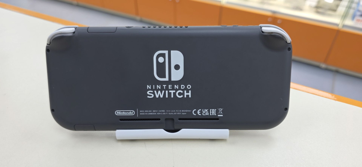 Игровая приставка Nintendo Switch Lite