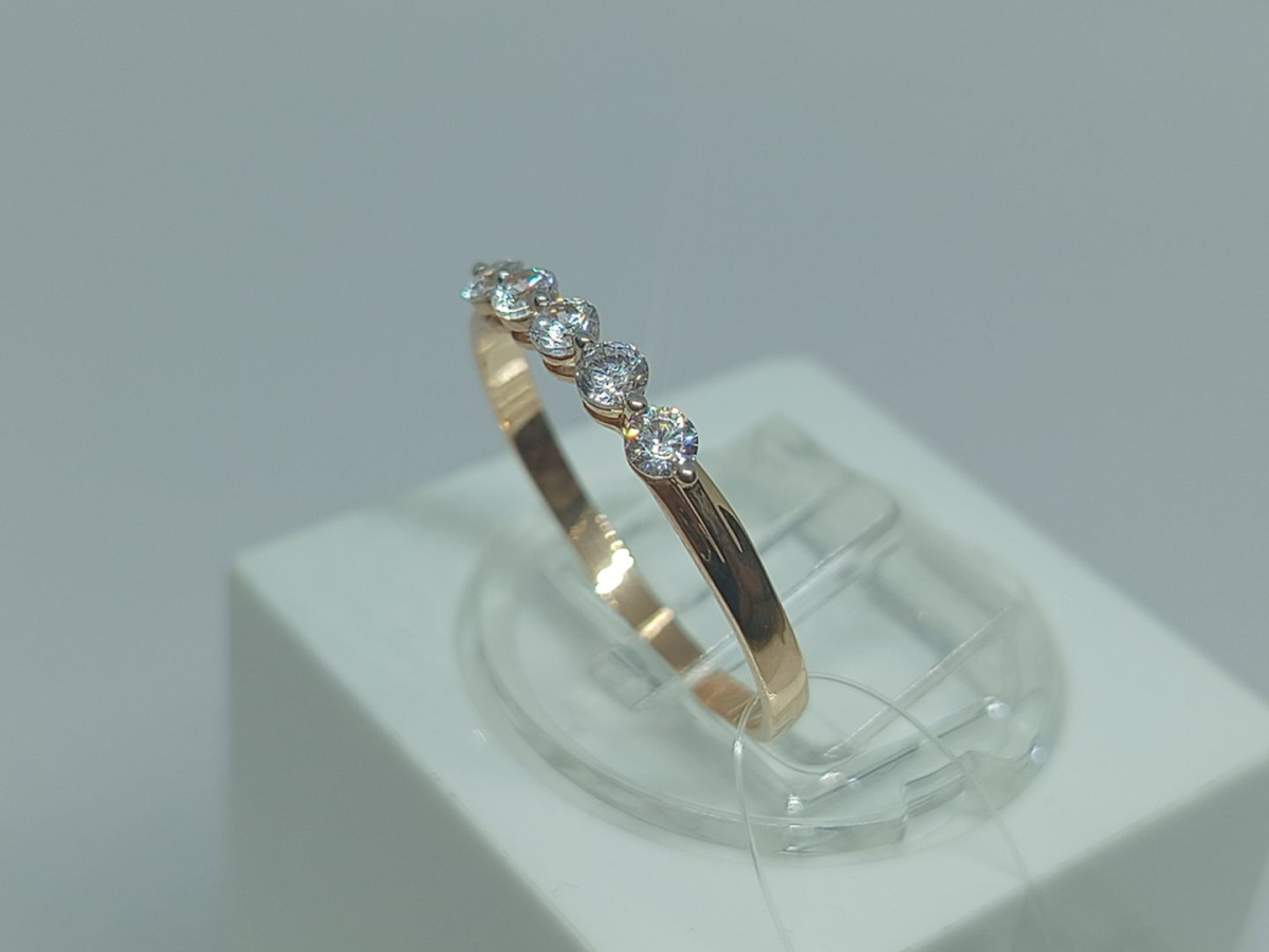 КОЛЬЦО С КАМНЯМИ (Au 585)