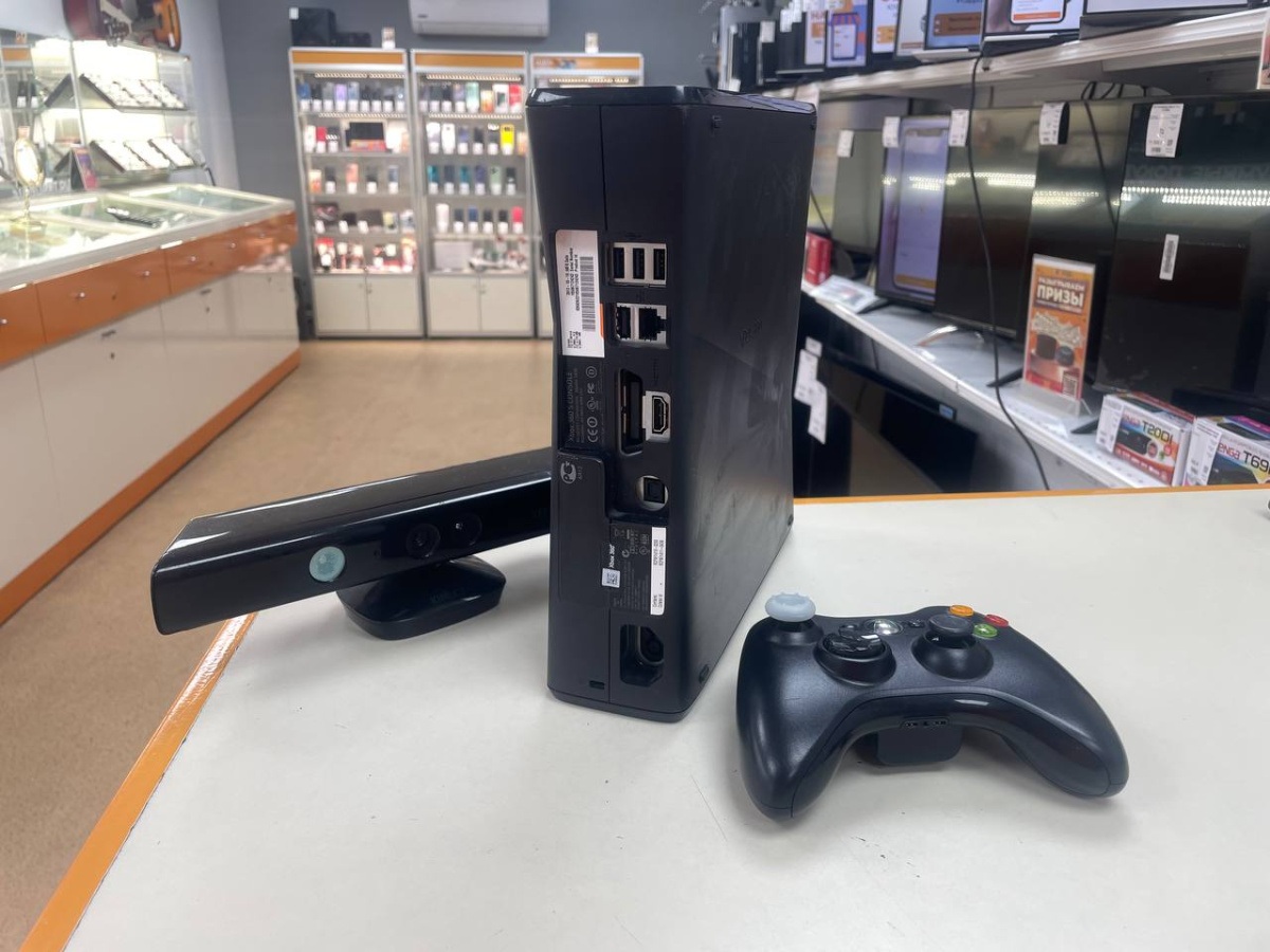 Игровая приставка Xbox 360 S