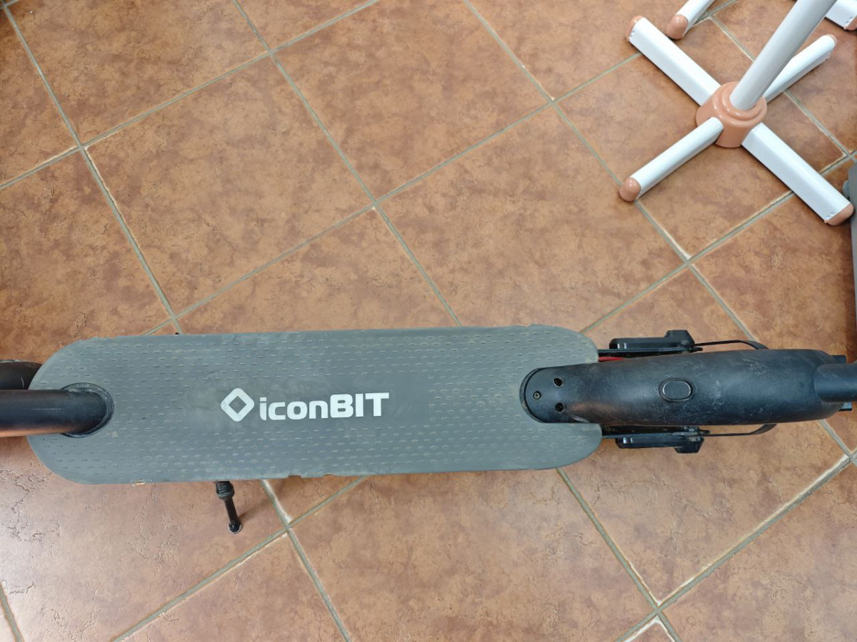 Электросамокат IconBit IK-2010K