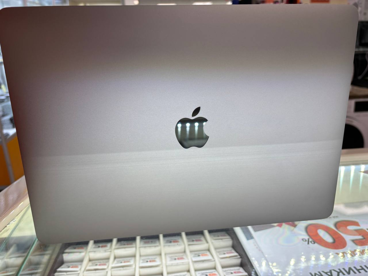 Ноутбук Apple MacBook Pro (13 дюймов, 2017 г., два порта Thunderbolt 3)