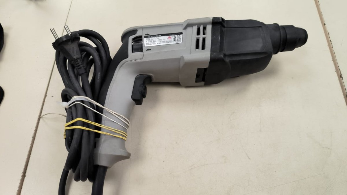 Перфоратор Интерскол П-22/620ЭР