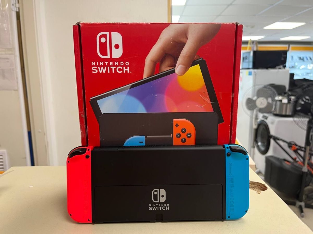 Игровая приставка Nintendo Switch Oled