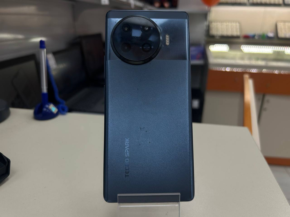 Смартфон Tecno Spark 20 Pro+ 8/256